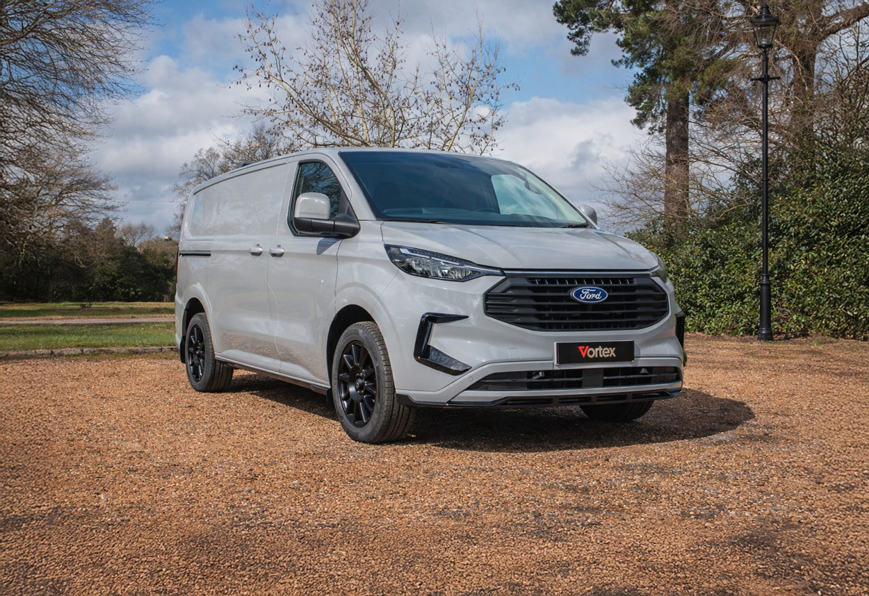 280 L1 136ps Low Roof Limited VORTEX EDITION