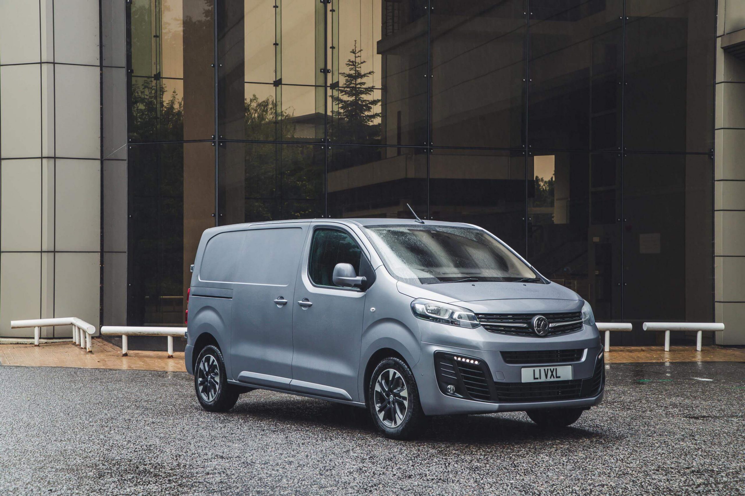 Vivaro Sportive